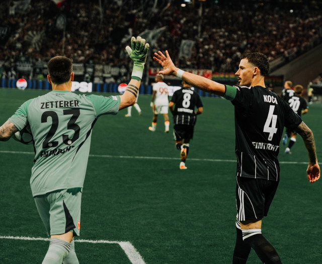 落后, 相比之下, 克福在欧冠 落后, 相比之下, 克福在欧冠