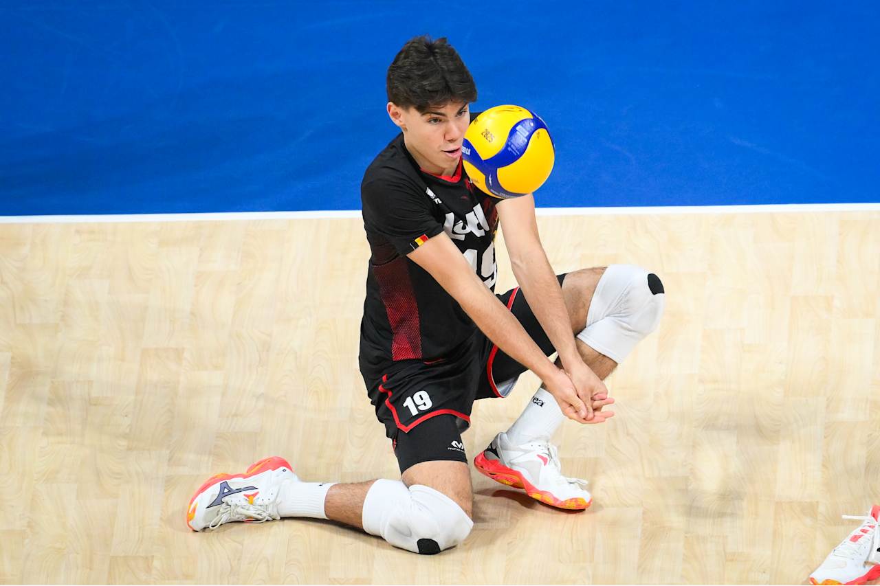 捷克自由人, 世锦赛单项, 亚主攻亚历 捷克自由人, 世锦赛单项, 亚主攻亚历