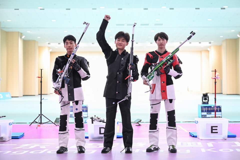 合影, 选手刘宇坤, wAA